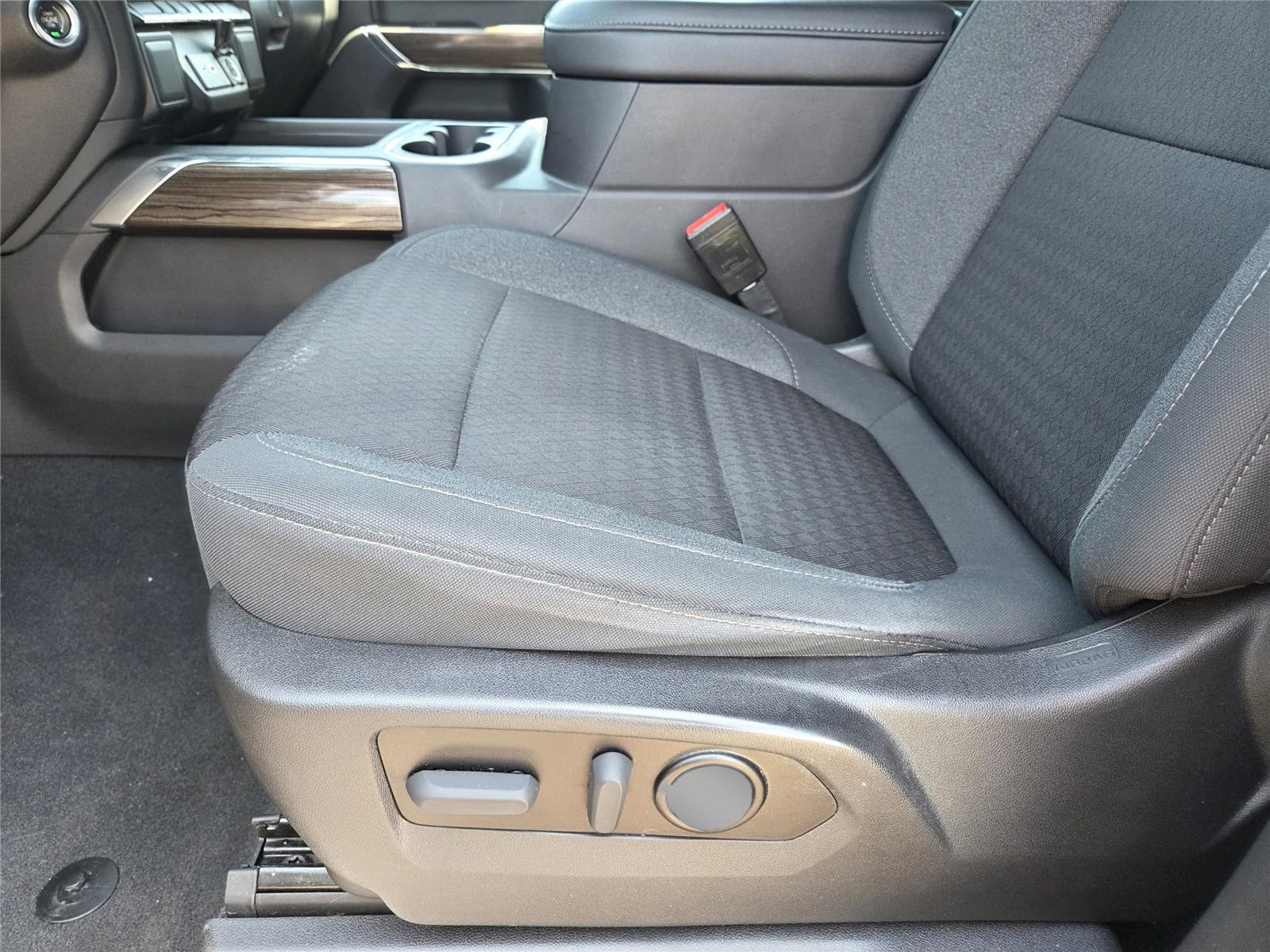 Used 2022 Northsky Blue Metallic Chevrolet RST image 16