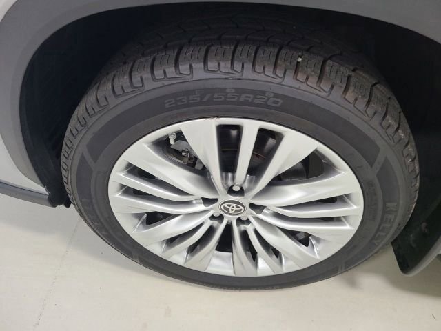 2024 Toyota Highlander Platinum - Photo 39