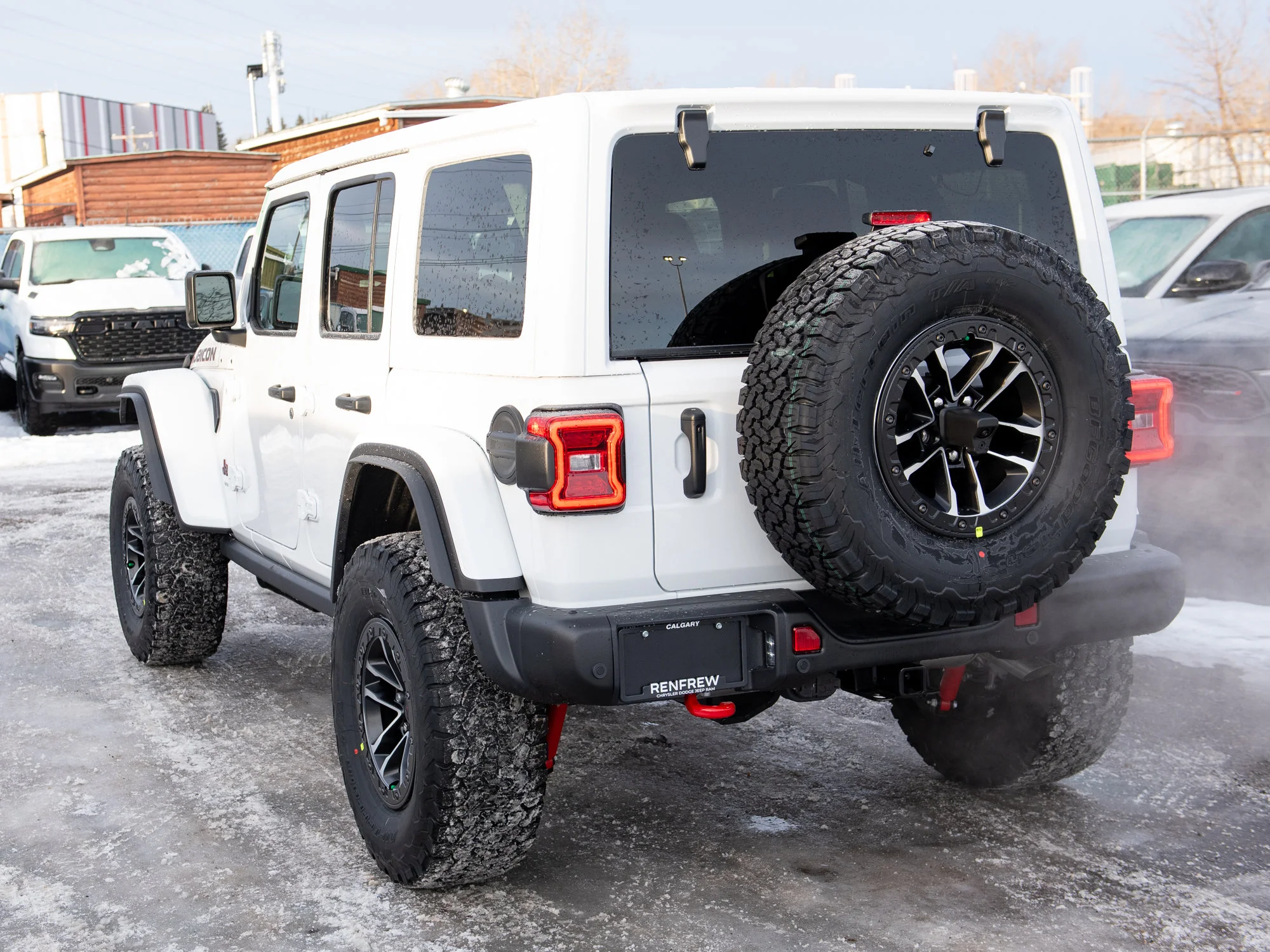 New 2026 White Jeep Rubicon X* 4 Door 4x4, 35 Inch Tires, Steel Bumpers image 3
