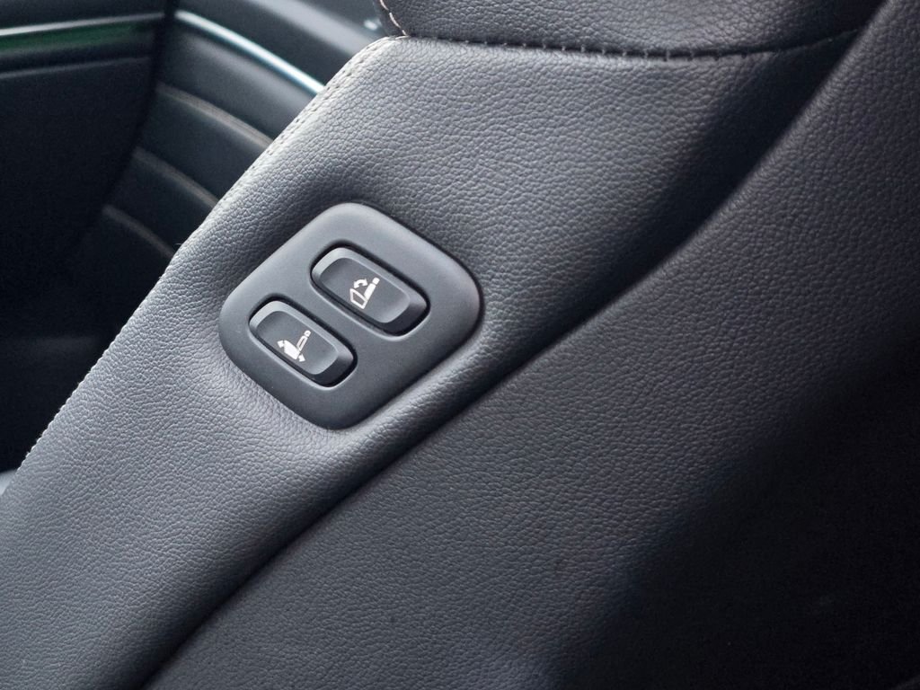 2024 GENESIS GV80 Standard - Photo 29