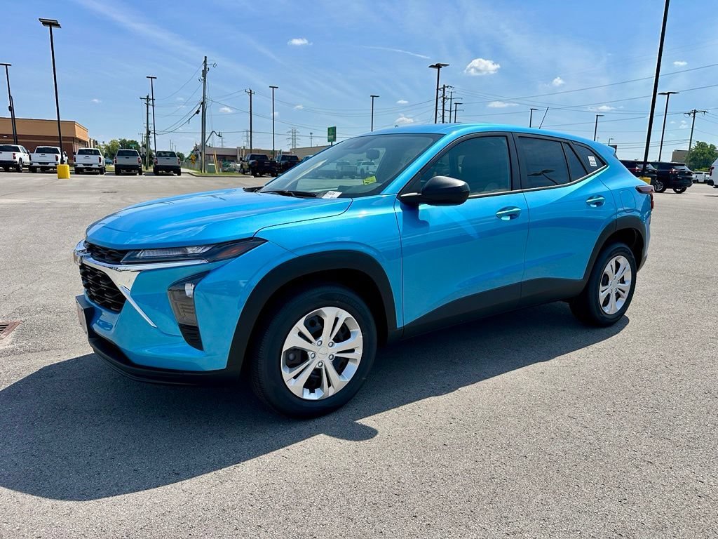 2026 Chevrolet Trax LS - Photo 8