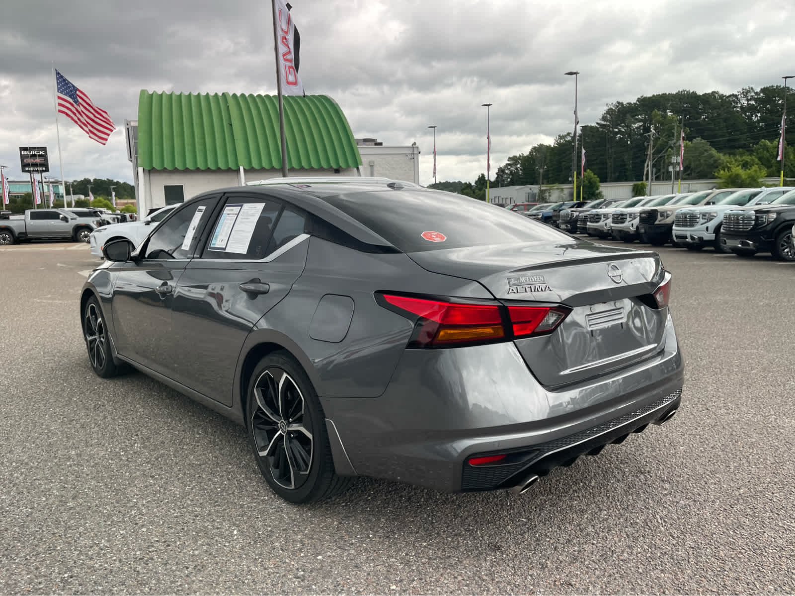 Used 2024 Gun Metallic Nissan 2.5 SR image 8