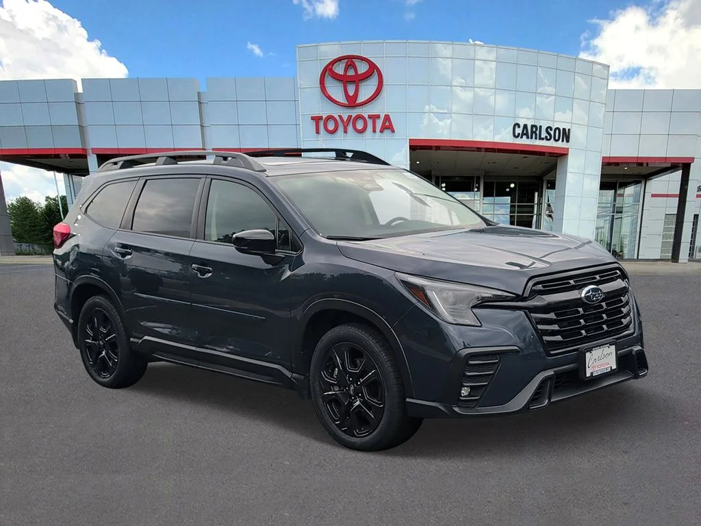 Used 2024 Subaru Ascent Onyx Edition with VIN 4S4WMAHD1R3432406 for sale in Minneapolis, Minnesota