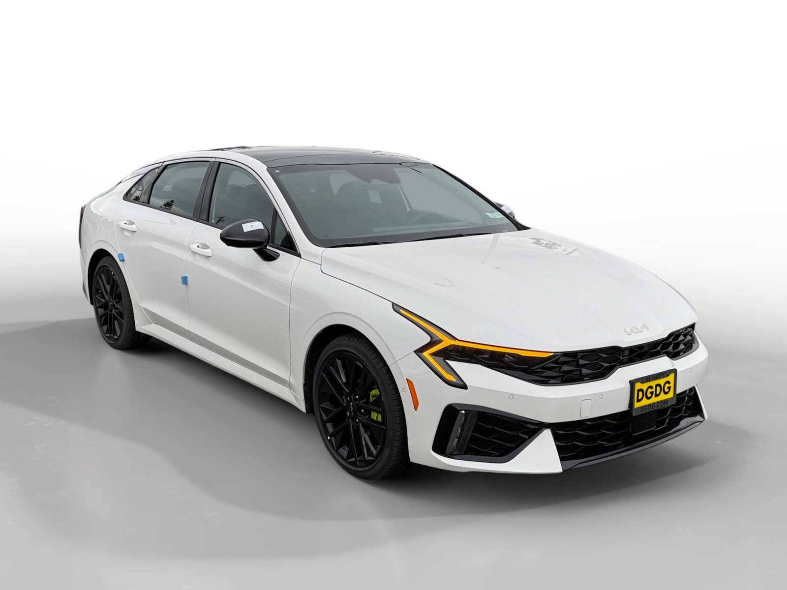 New 2026 Snow White Pearl Kia GT image 7