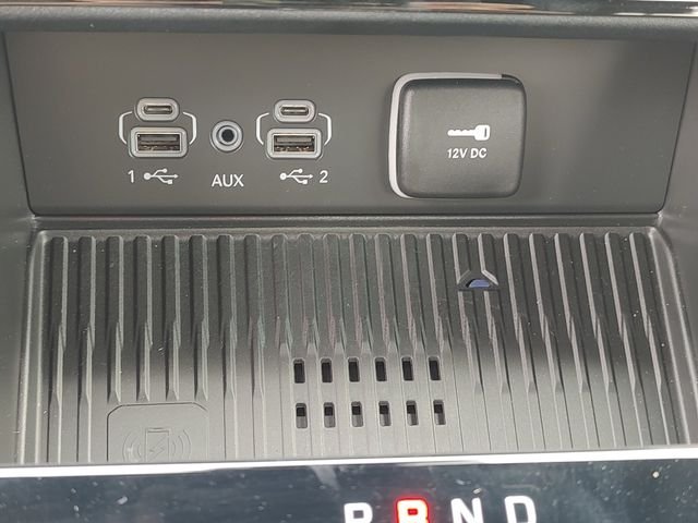 New 2026 Silver Zynith Exterior Paint Jeep Altitude image 17