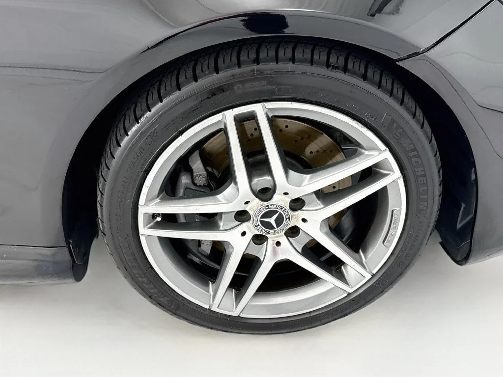 Used 2015  Mercedes-Benz E 550 image 28