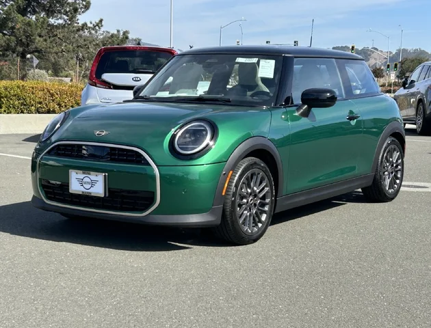 2027 MINI 2 Door Signature Plus
