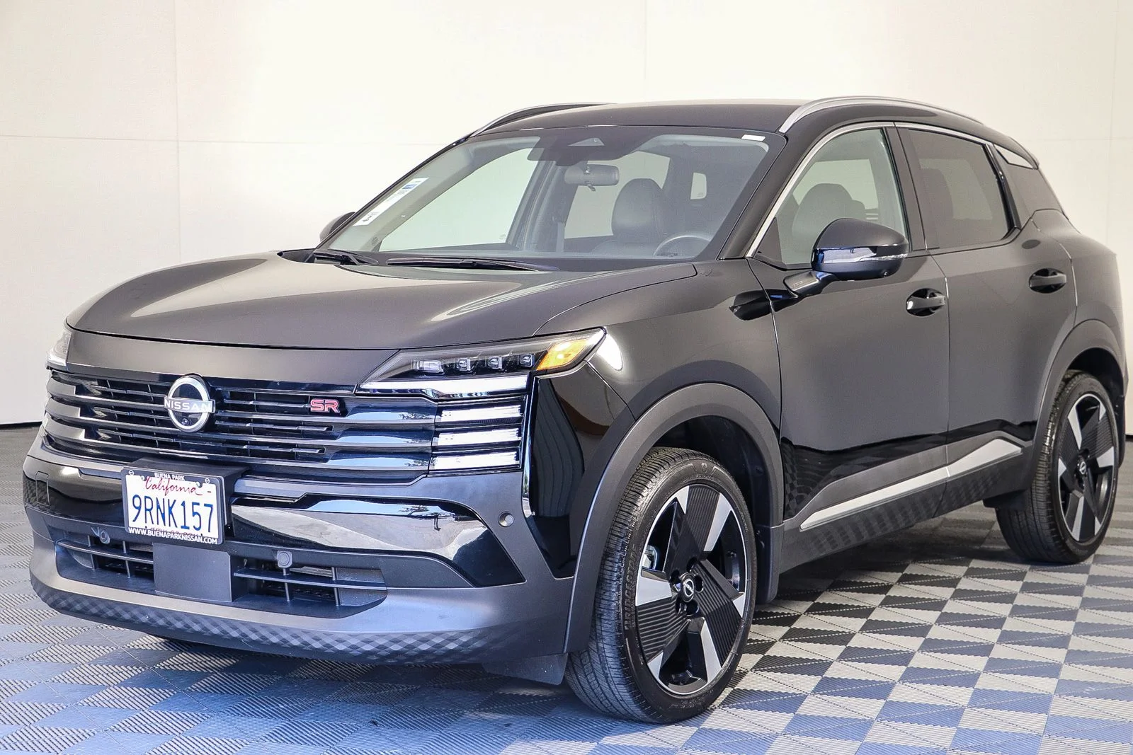 Used 2025 Black Nissan SR image 3