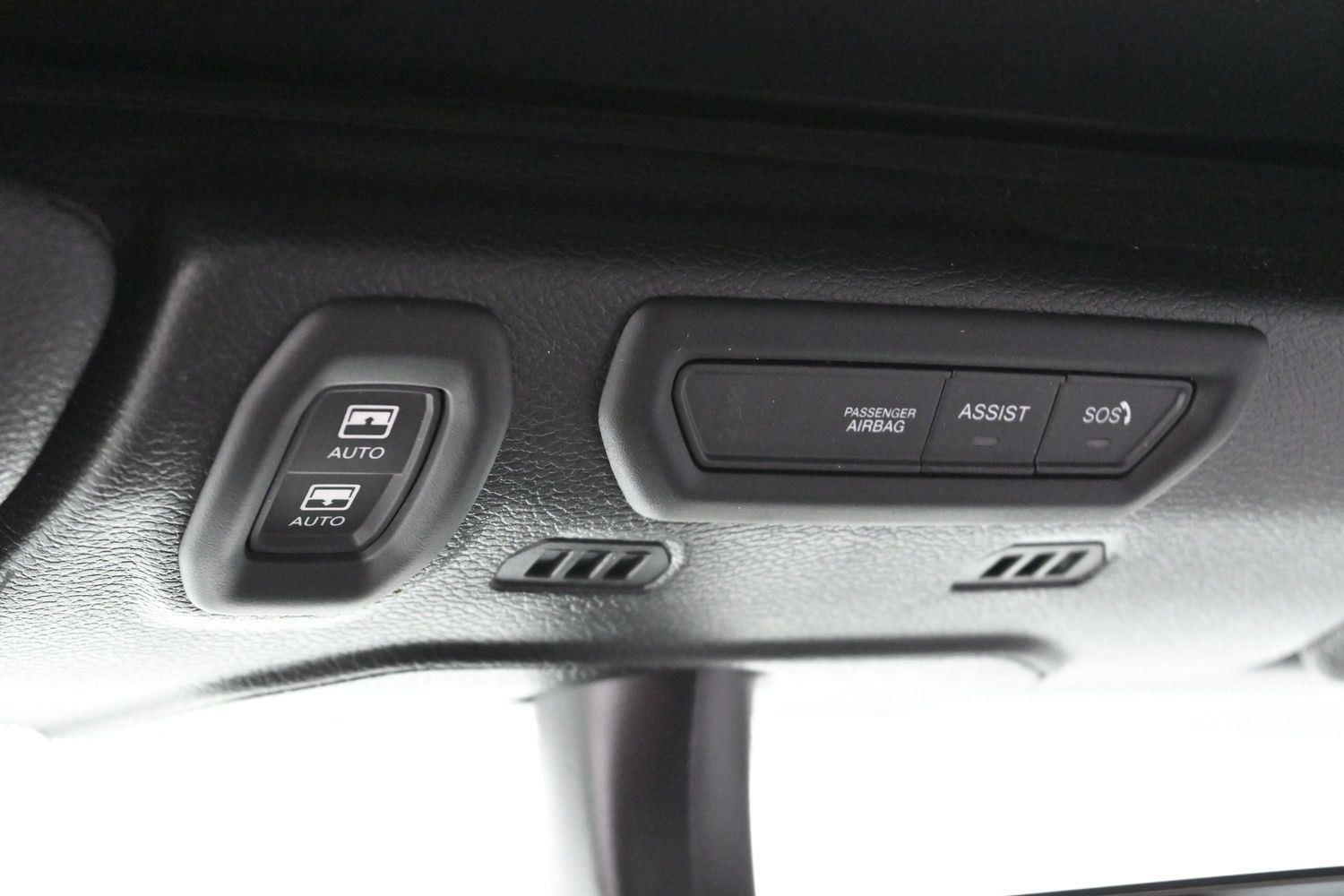 Used 2022 Bright White Clearcoat Jeep Unlimited Sahara image 27