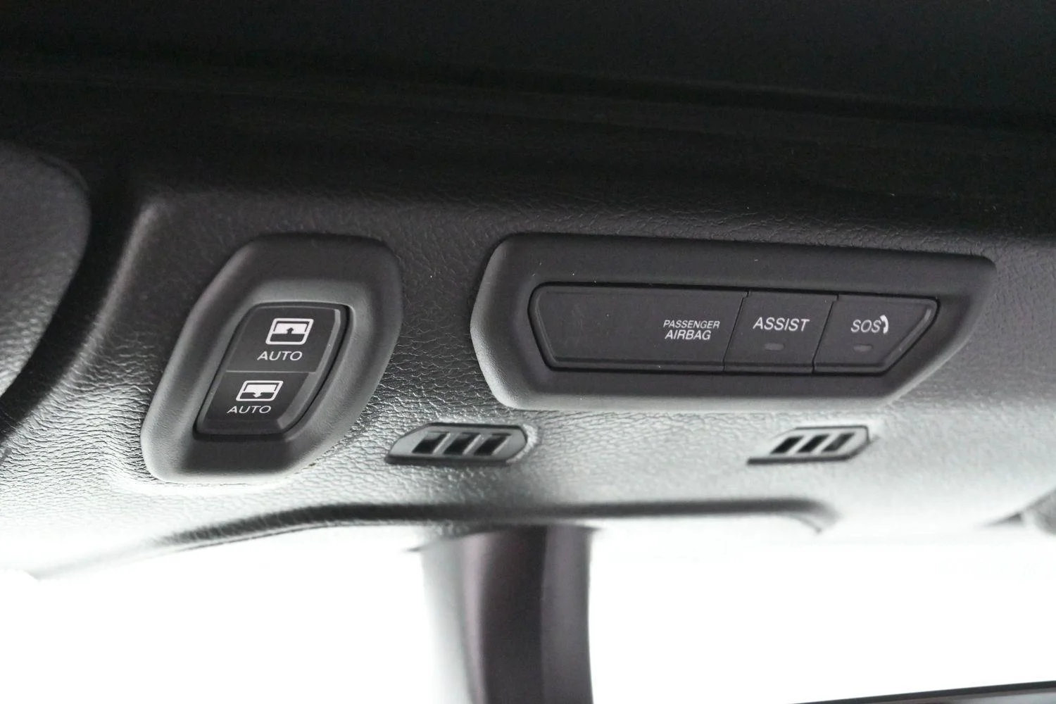 Used 2022 Bright White Clearcoat Jeep Unlimited Sahara image 27