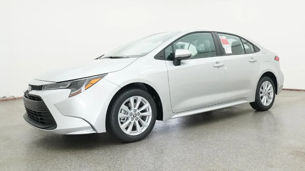 New 2026 Classic Silver Metallic Toyota LE image 16