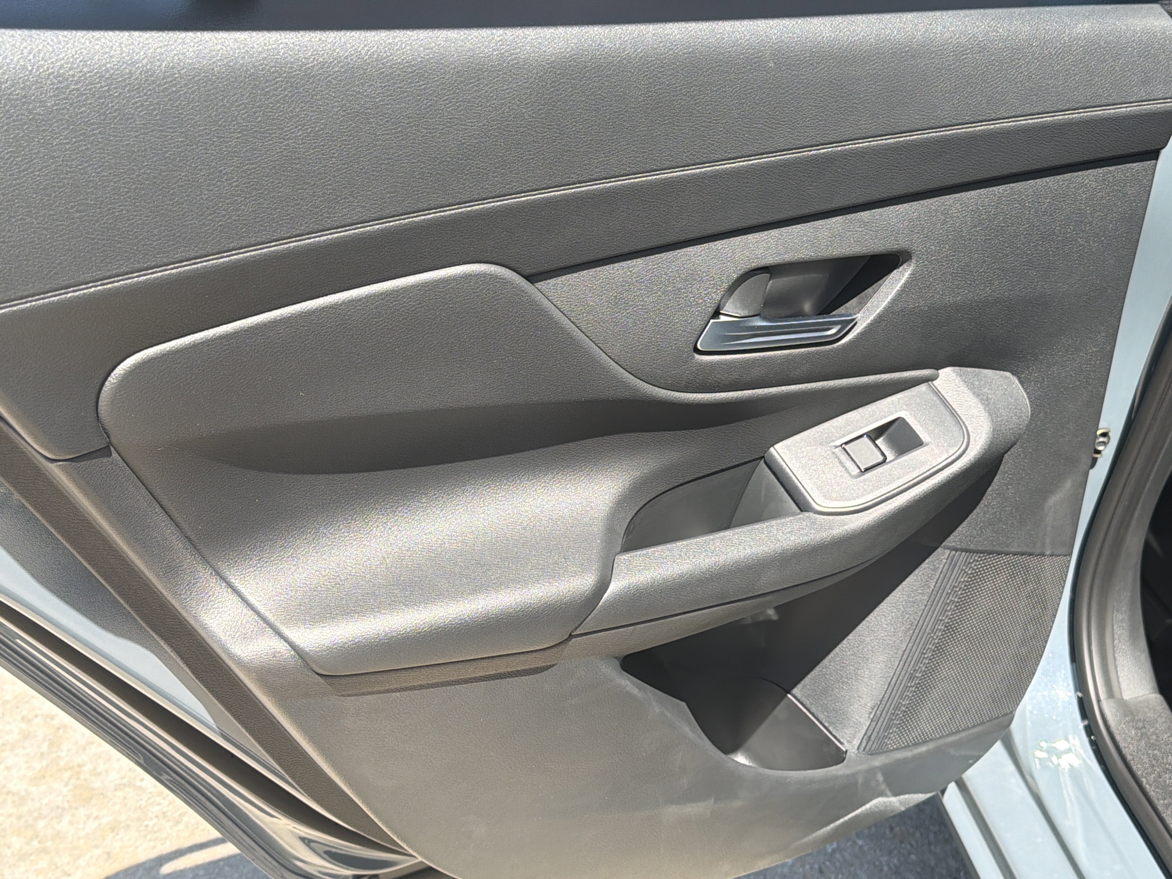 New 2026 Atlantic Gray Metallic Nissan SV image 22