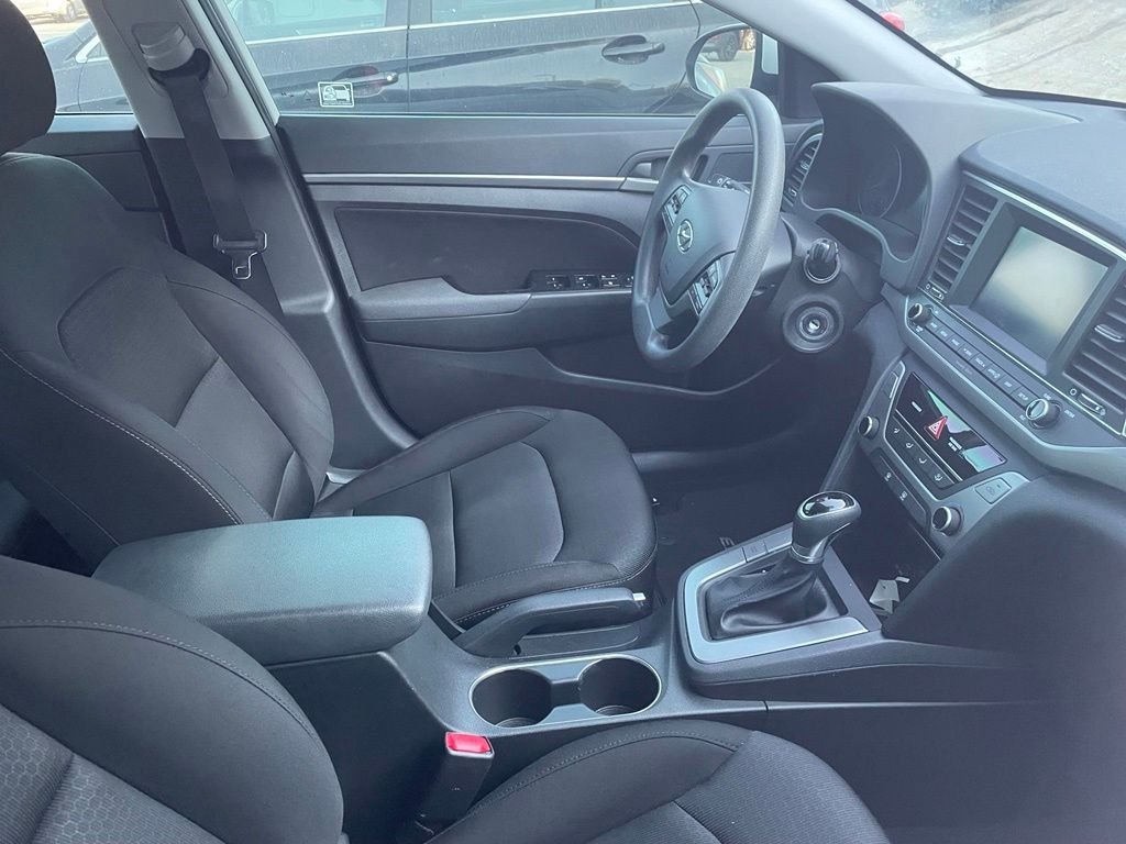 Used 2018 Quartz White Pearl Hyundai SEL image 11