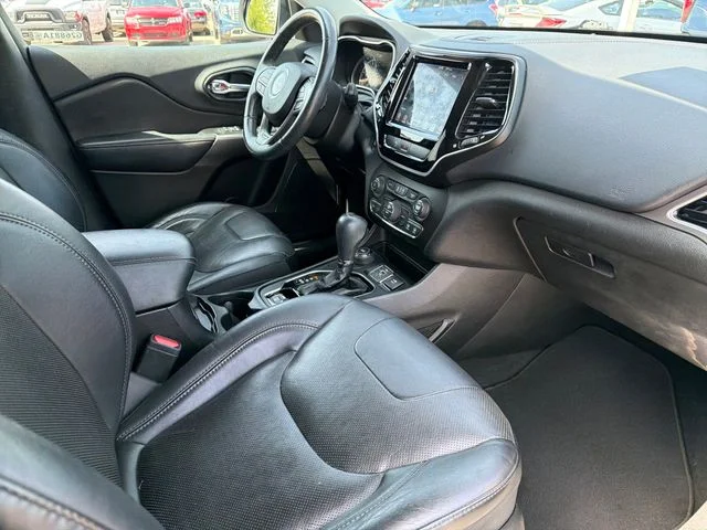 Used 2019 Black Jeep Limited image 24