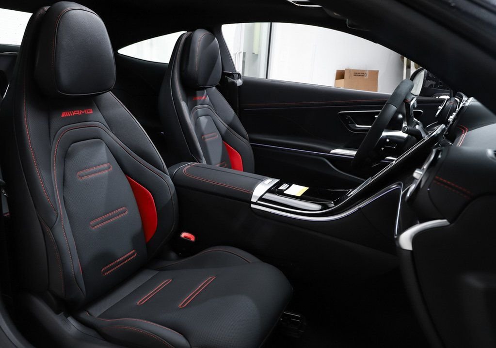 2026 Mercedes-Benz CLE AMG 53 - Photo 9