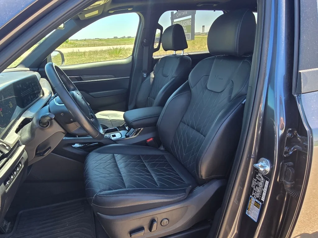 Used 2024 Gravity Gray Kia EX X-Line image 13