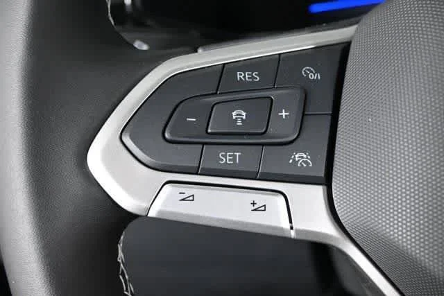 New 2026 Platinum Gray Metallic Volkswagen S image 22