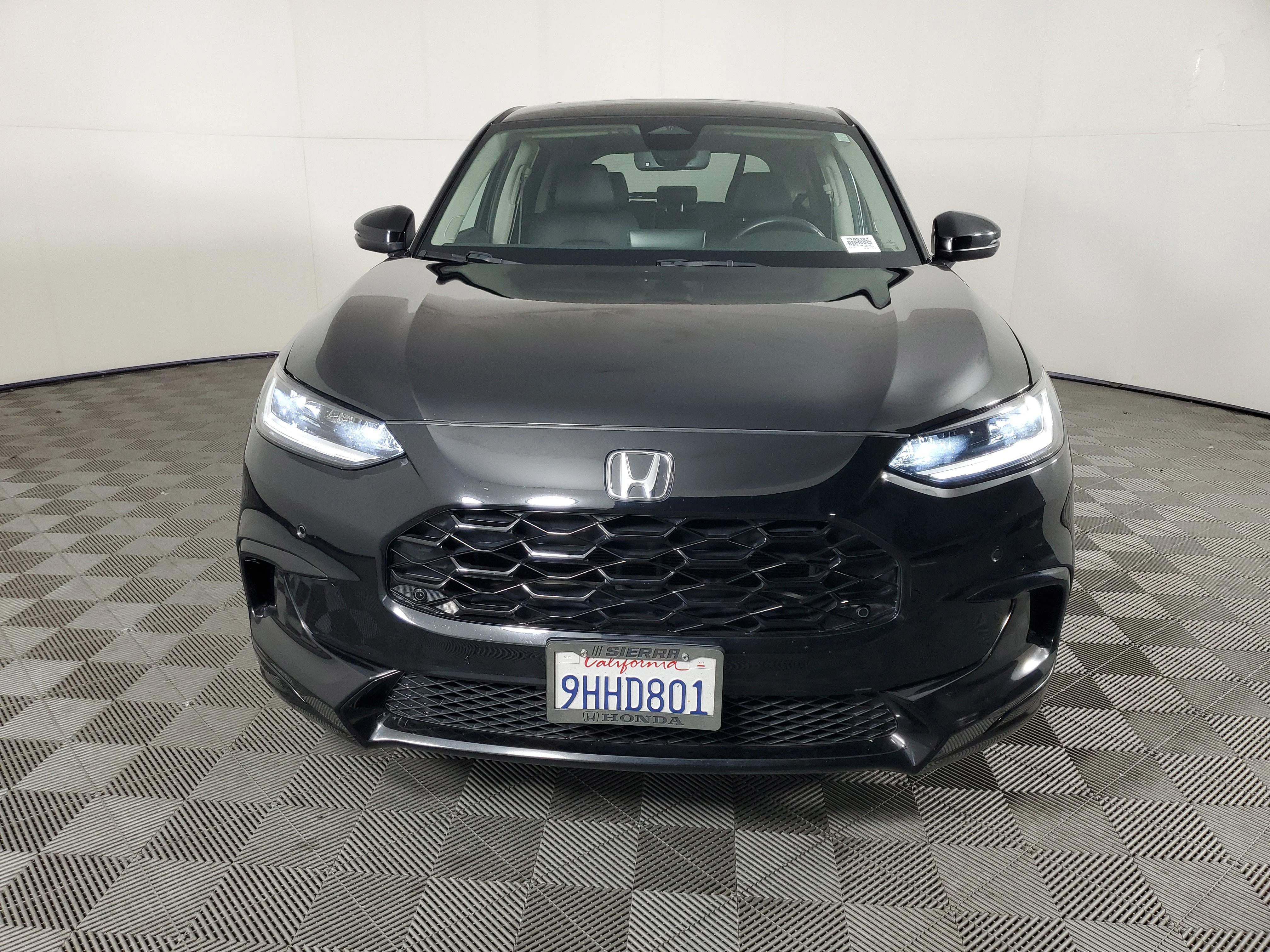 Used 2024 Crystal Black Pearl Honda EX-L image 9