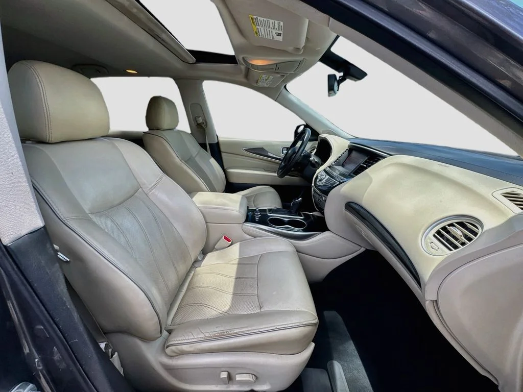 Used 2018 Gray INFINITI Base image 31