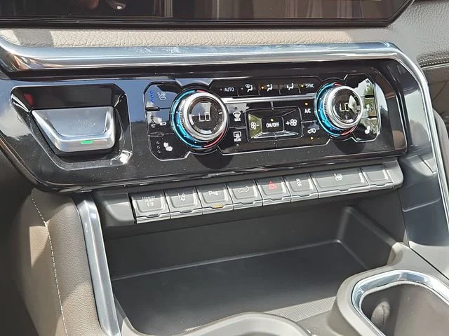 2026 GMC Sierra 3500HD Denali - Photo 26