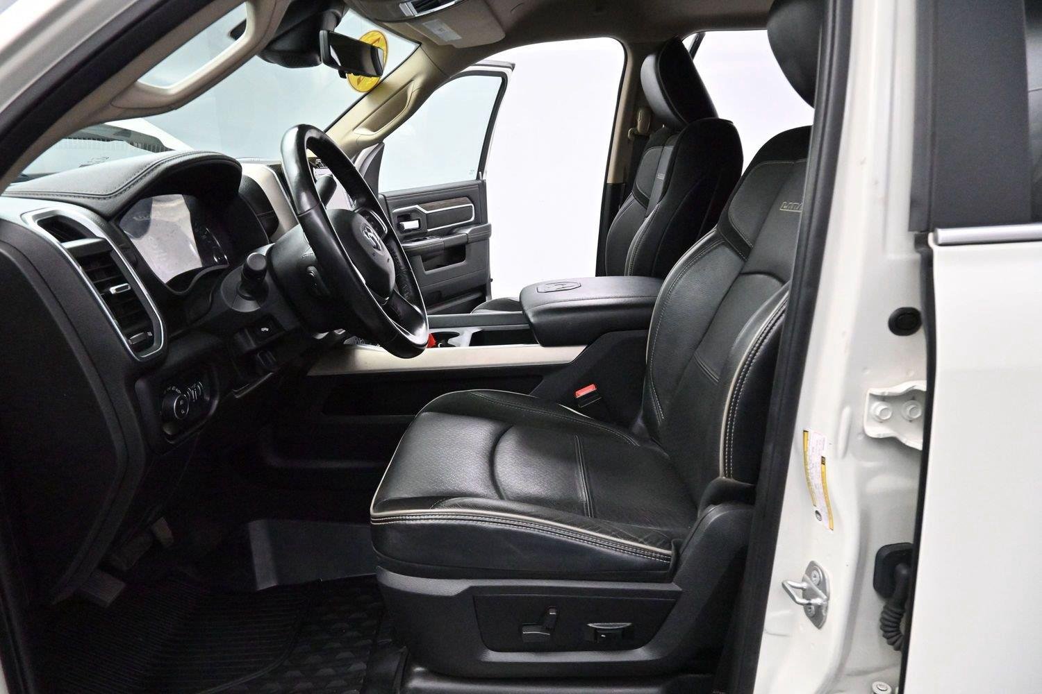 Used 2021 Pearl White Ram Laramie image 13