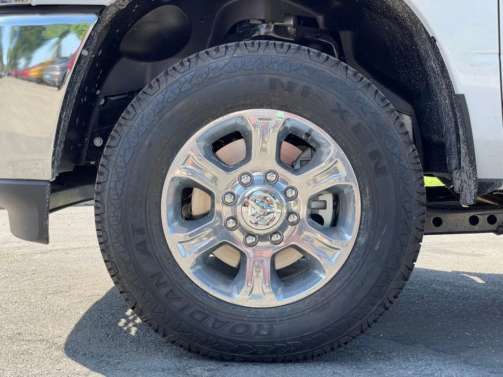 2025 RAM 3500 Chassis Tradesman - Photo 11