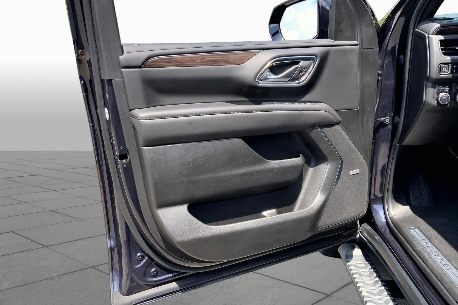 Used 2023 Dark Ash Metallic Chevrolet Z71 image 22