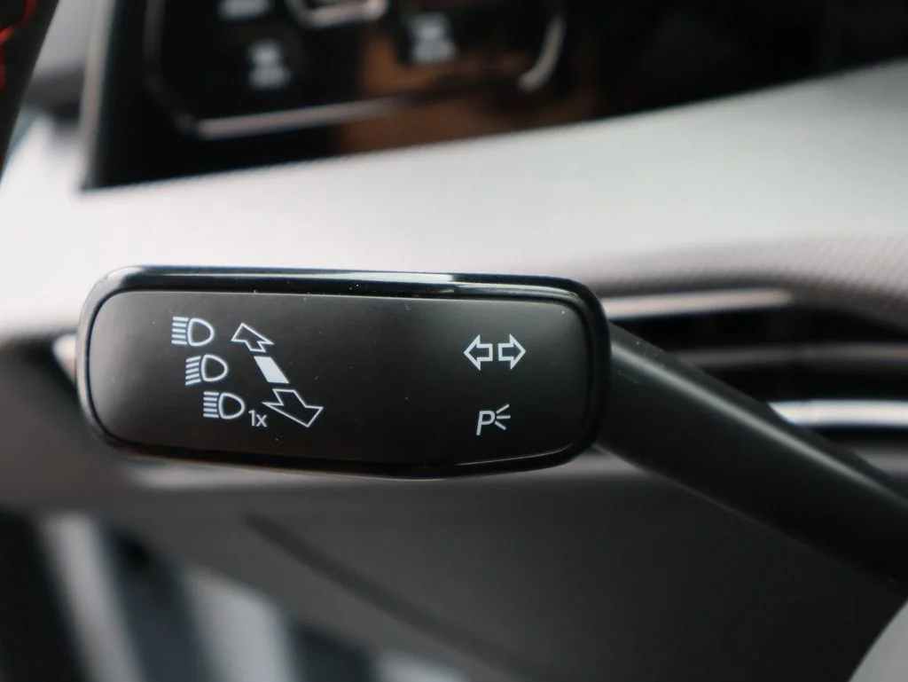 New 2026 Silver Volkswagen SE image 27