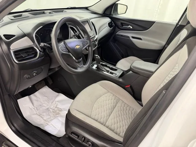 Used 2020 White Chevrolet LT image 10