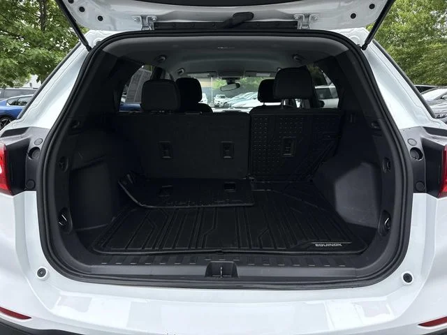 Used 2021 White Chevrolet LS image 29