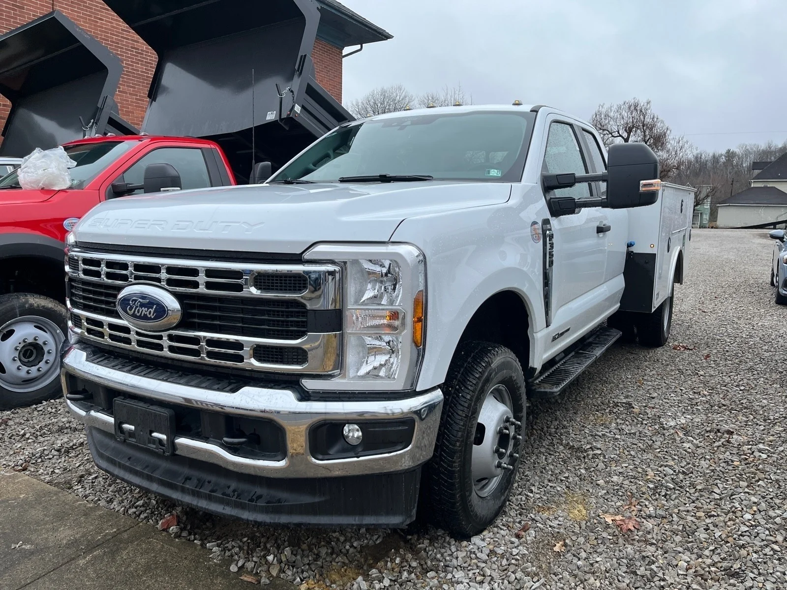 New 2026 Oxford White Ford F-350® XL image 4