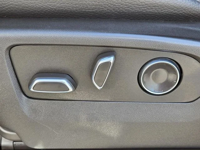 Used 2024 Black GMC Denali image 31