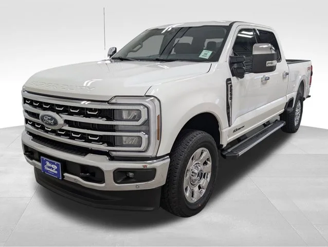 New 2026 Star White Metallic Tri-Coat Ford F-250® Lariat® image 64