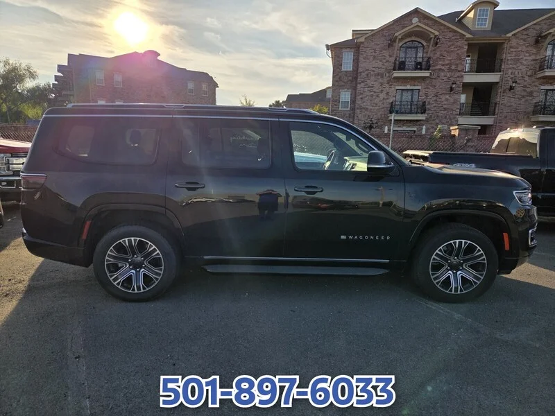 Used 2024 Diamond Black JEEP SERIES II image 3