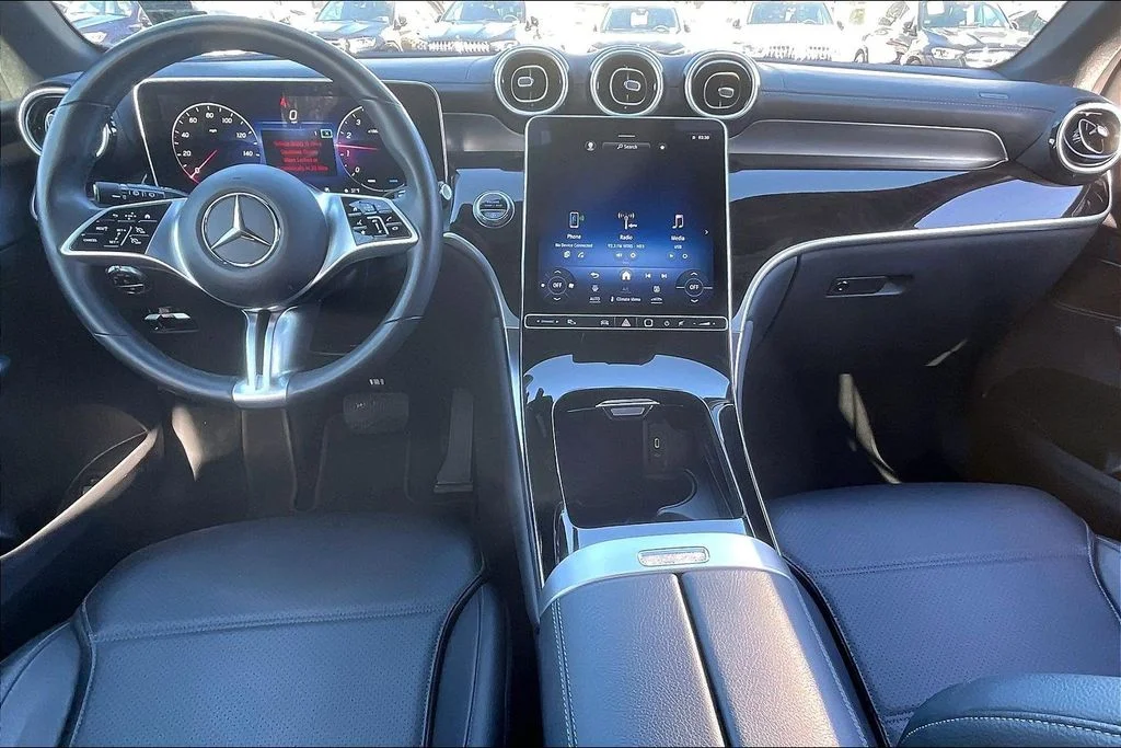 2023 Mercedes-Benz GLC GLC 300 - Photo 13