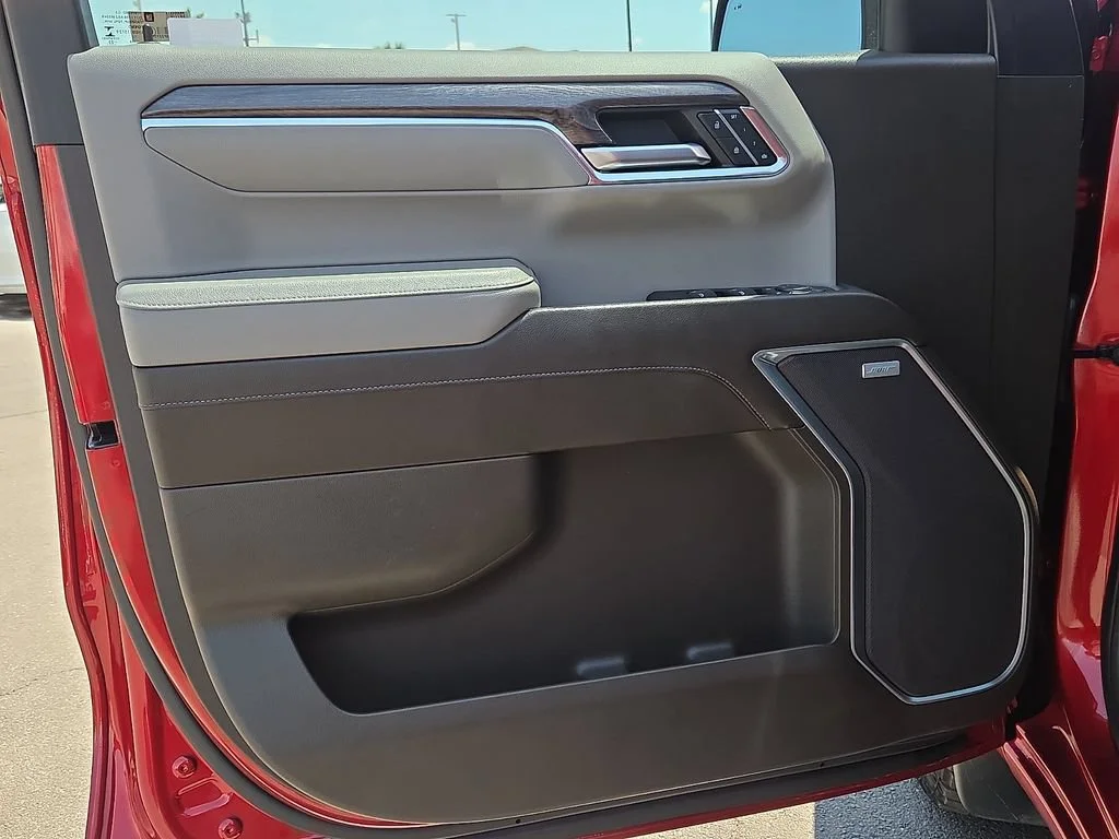 2023 Chevrolet Silverado 1500 LTZ - Photo 13