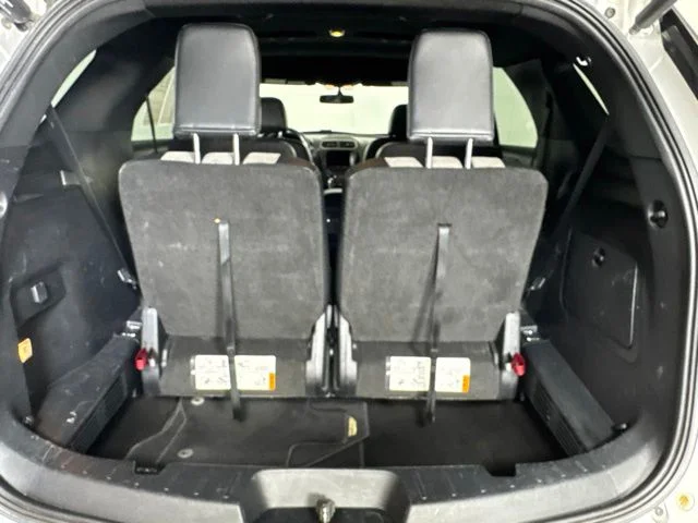 Used 2017 Ingot Silver Ford XLT image 19