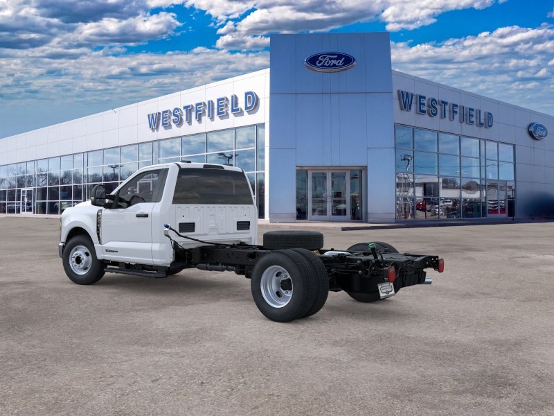 2025 Ford F-350 Super Duty Chassis Cab XL - Photo 26