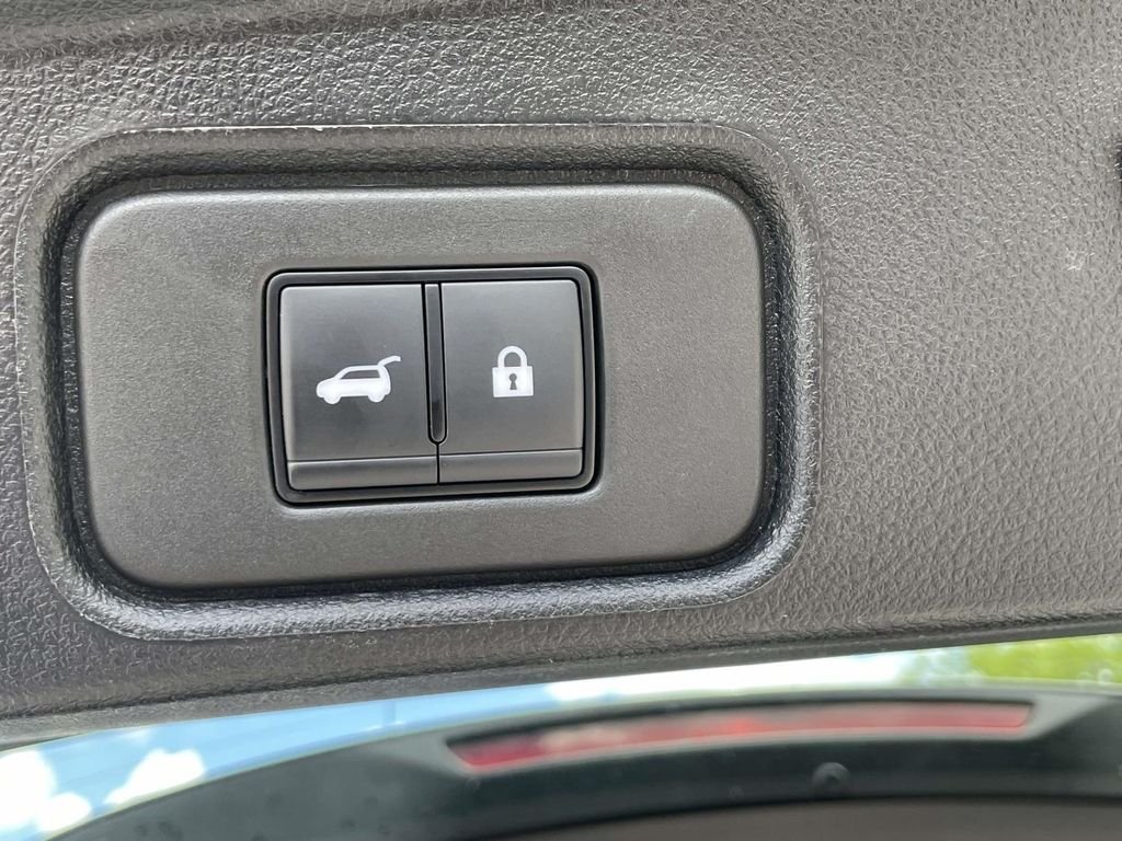 Used 2025 Black Nissan SL image 10