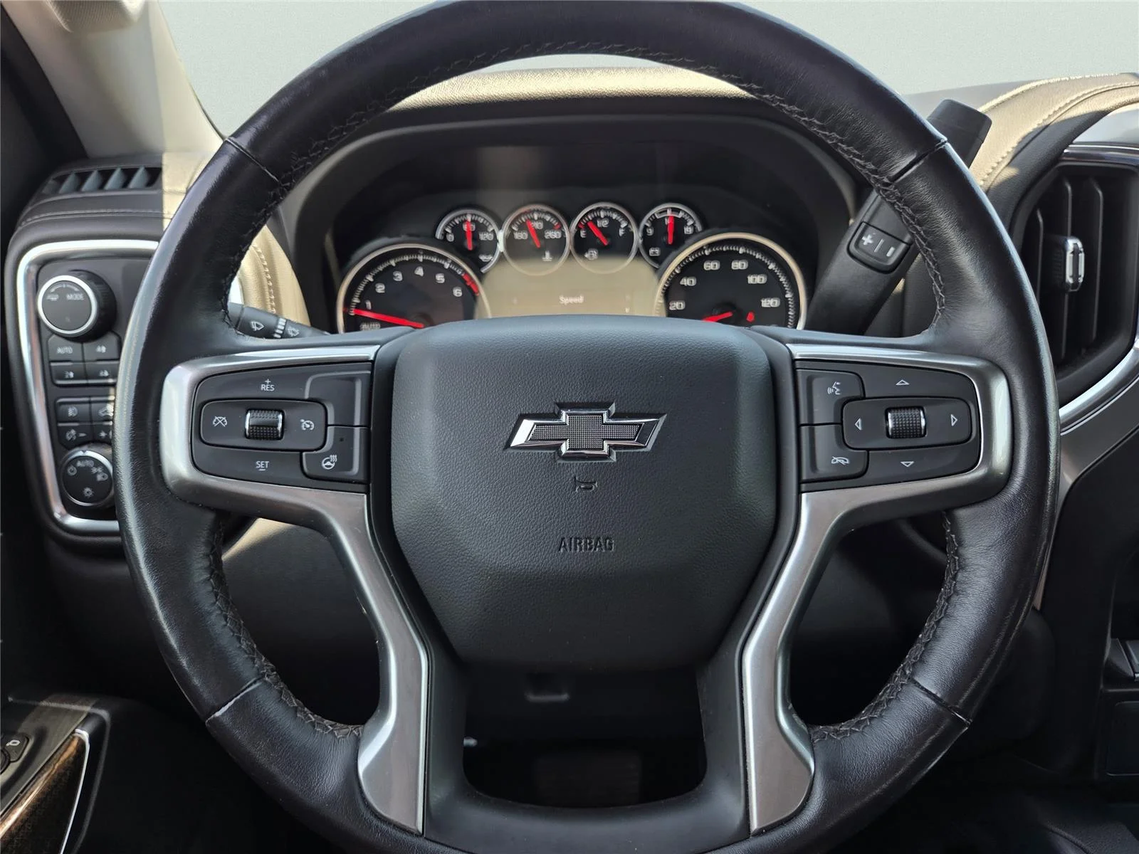 Used 2022 Northsky Blue Metallic Chevrolet RST image 23