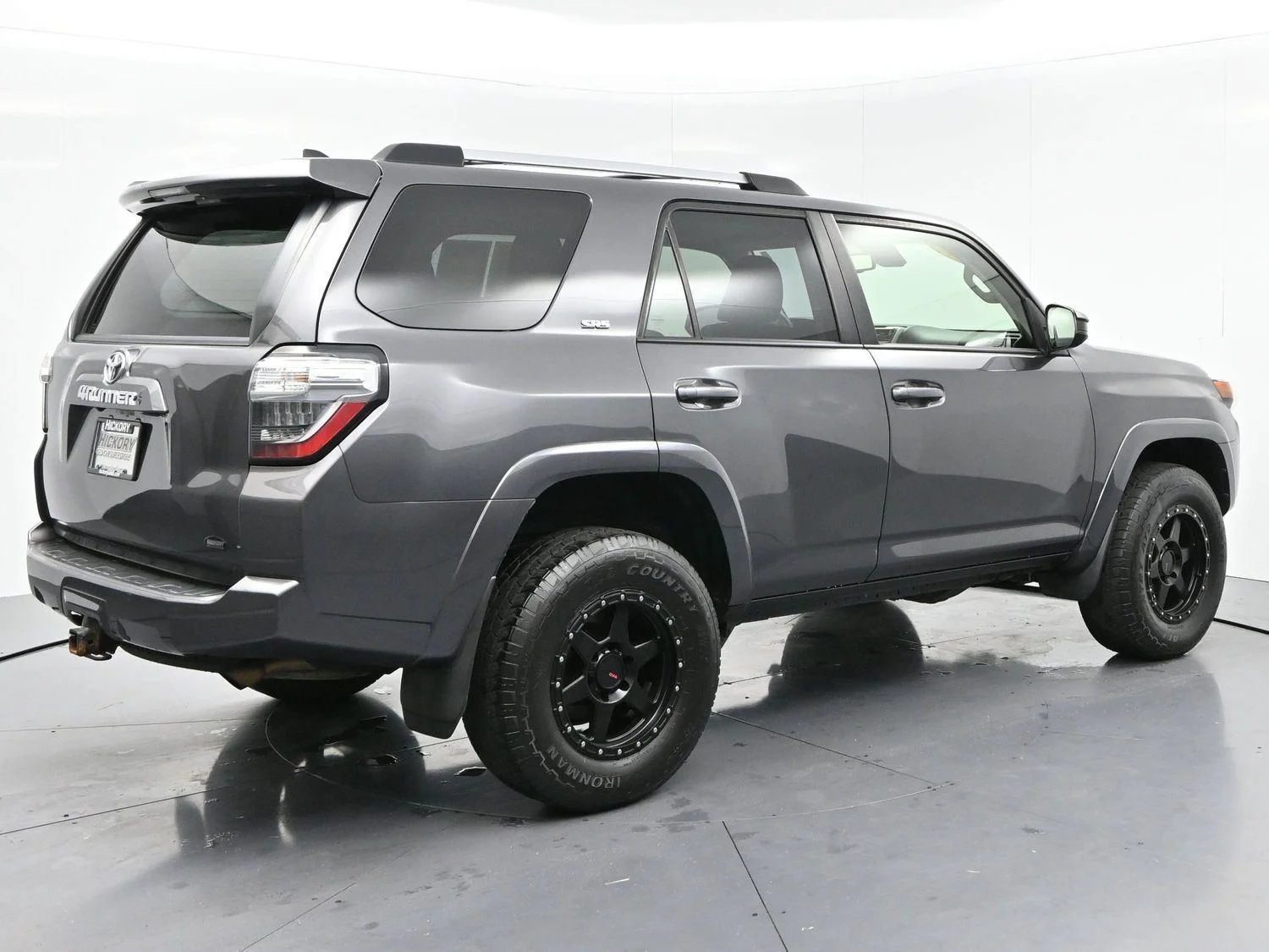 Used 2021 Magnetic Gray Metallic Toyota SR5 image 7