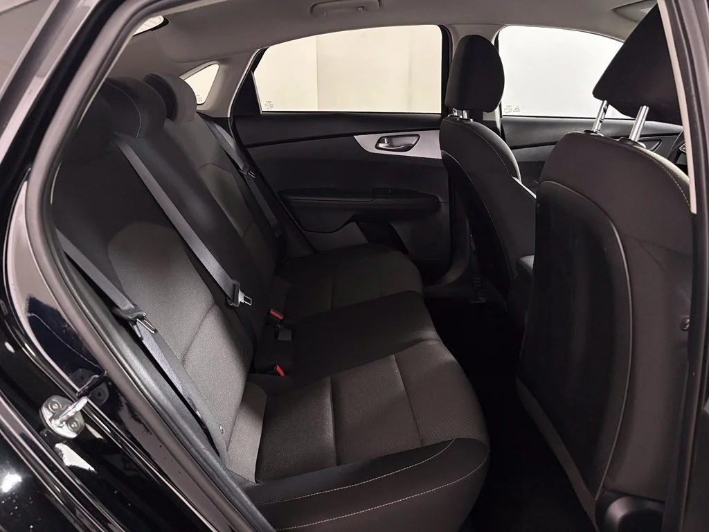 Used 2023 Black Kia LXS image 36