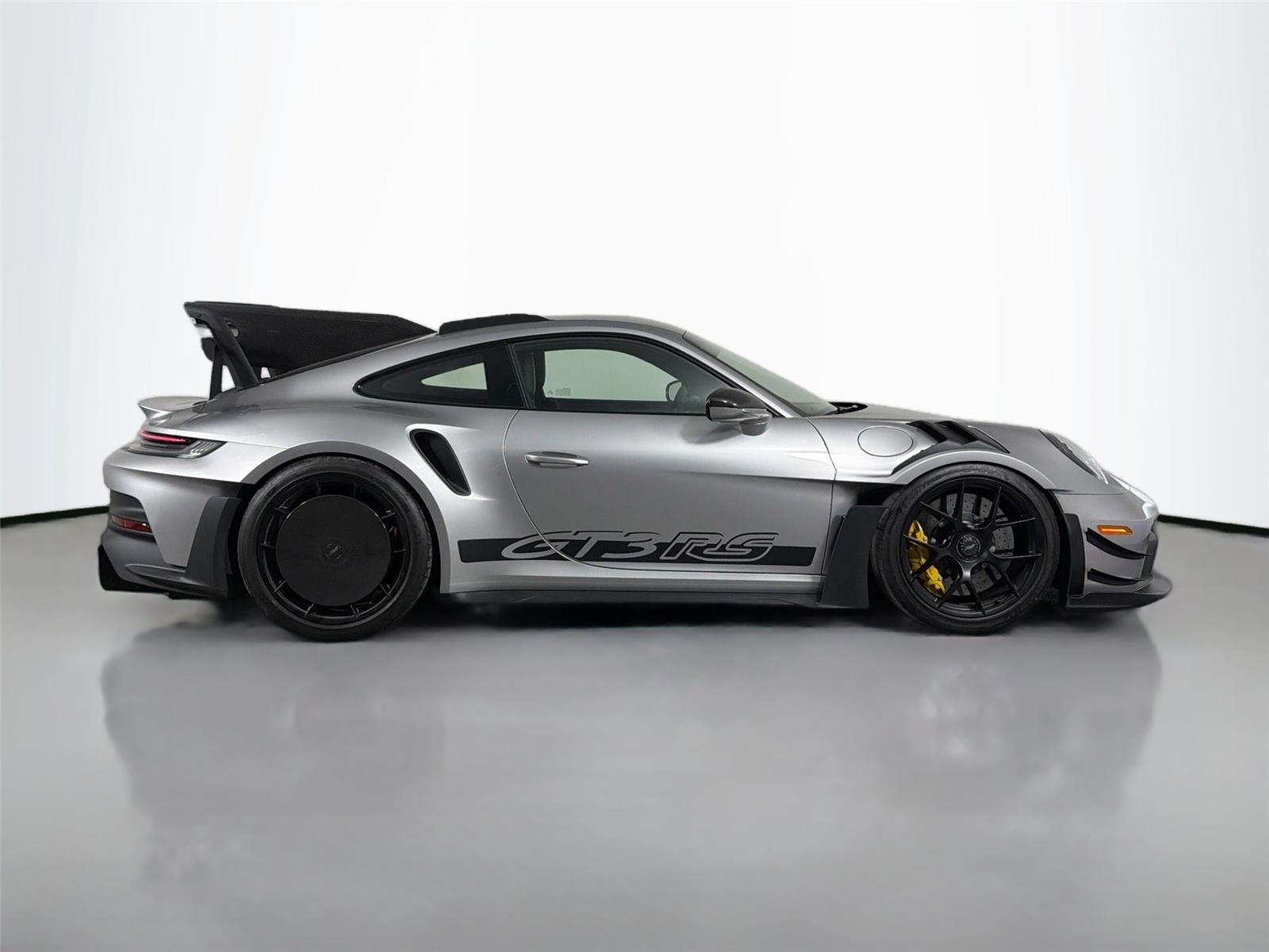Certified Used 2025 GT Silver Metallic Porsche GT3 RS image 8