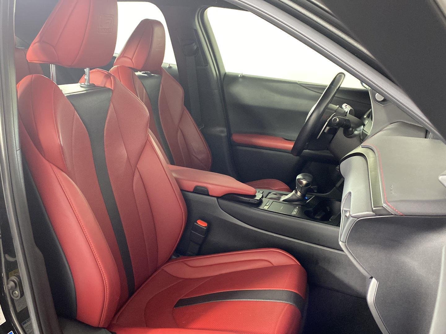 Used 2019  Lexus UX 250h F SPORT image 23