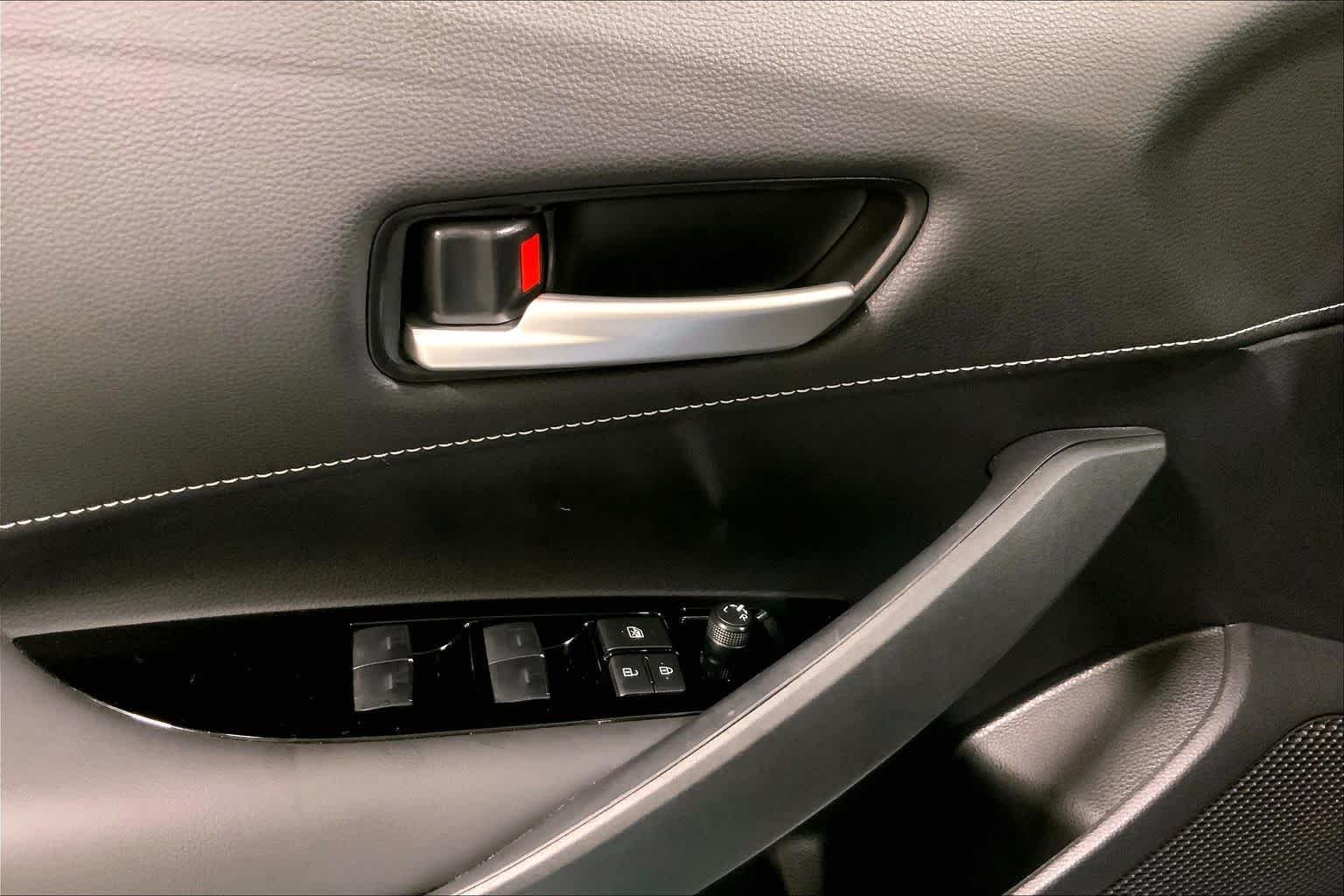 Used 2024 Wind Chill Pearl Toyota SE image 36