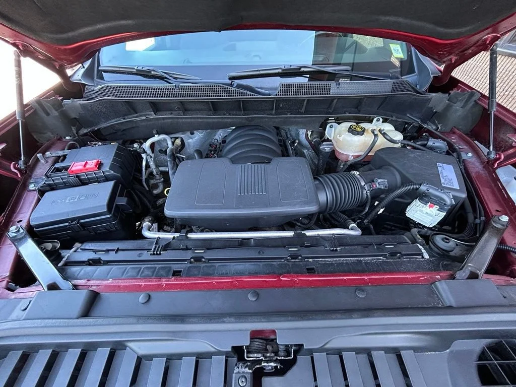 Used 2020 CAJUN RED TINTCOAT Chevrolet RST image 35