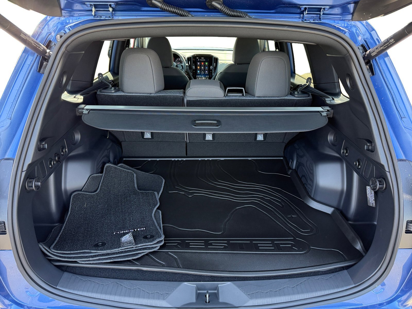 New 2026 DAYBREAK BLUE PEARL Subaru Premium image 17
