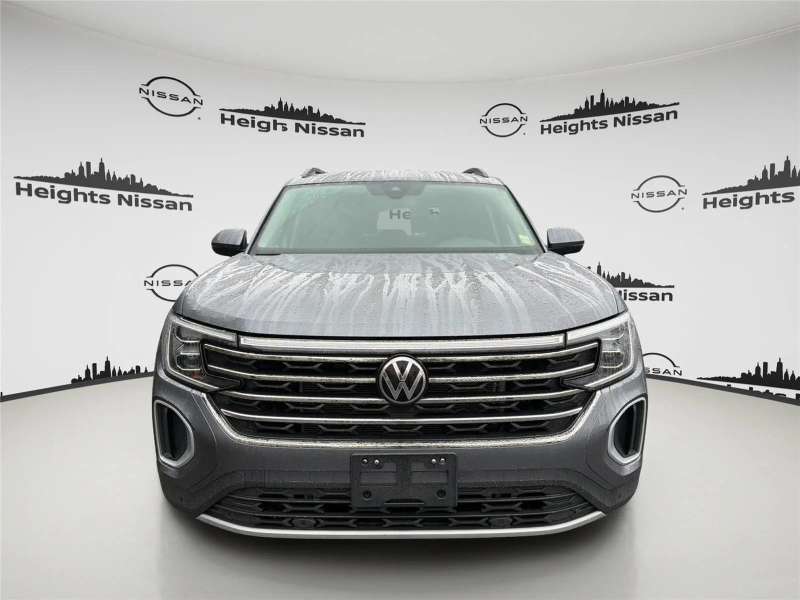 2025 Volkswagen Atlas SE w/Tech - Photo 8