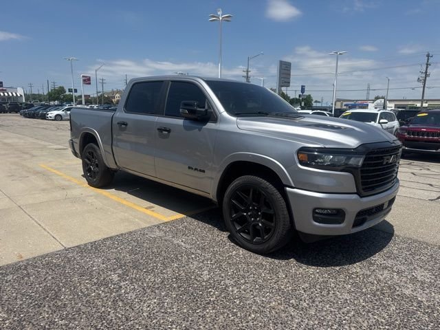 2025 RAM 1500 Laramie 4x4 Crew Cab 5'7's photo