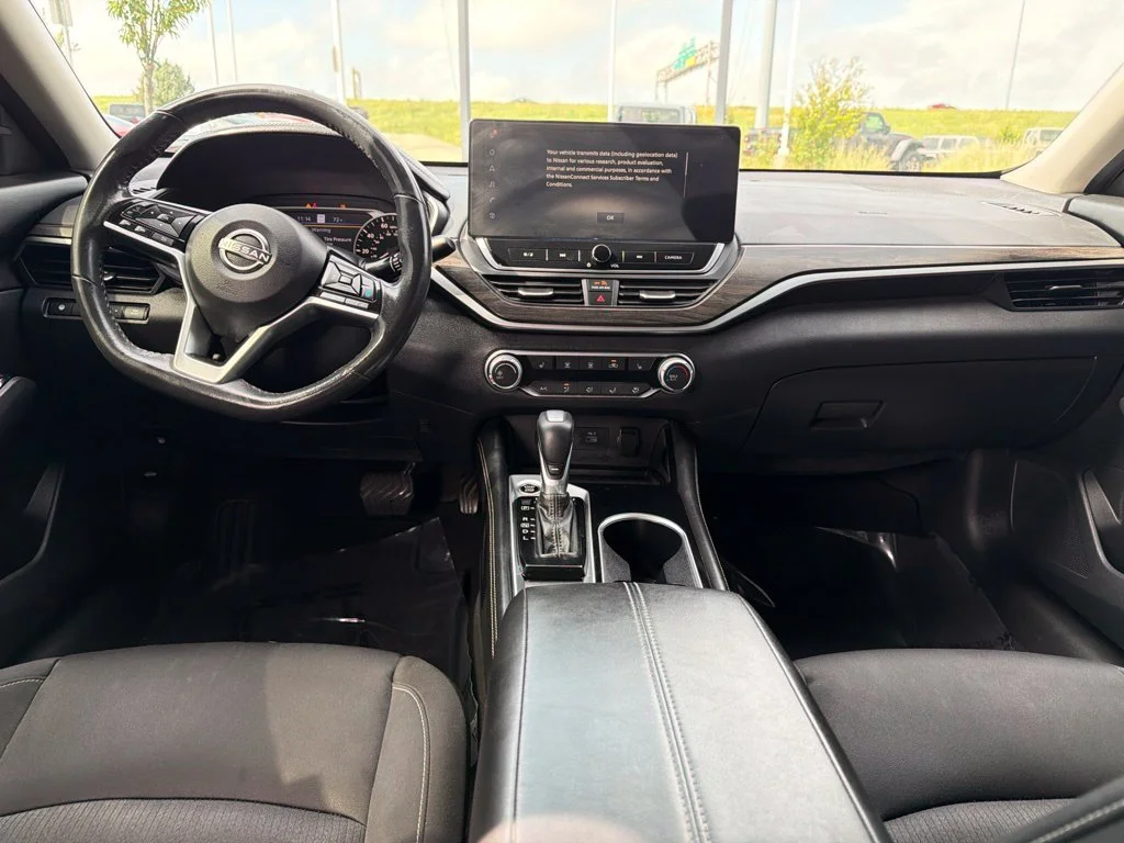 Used 2023 Gray Nissan 2.5 SV image 14